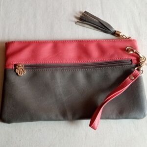 The Royal Standard Collection